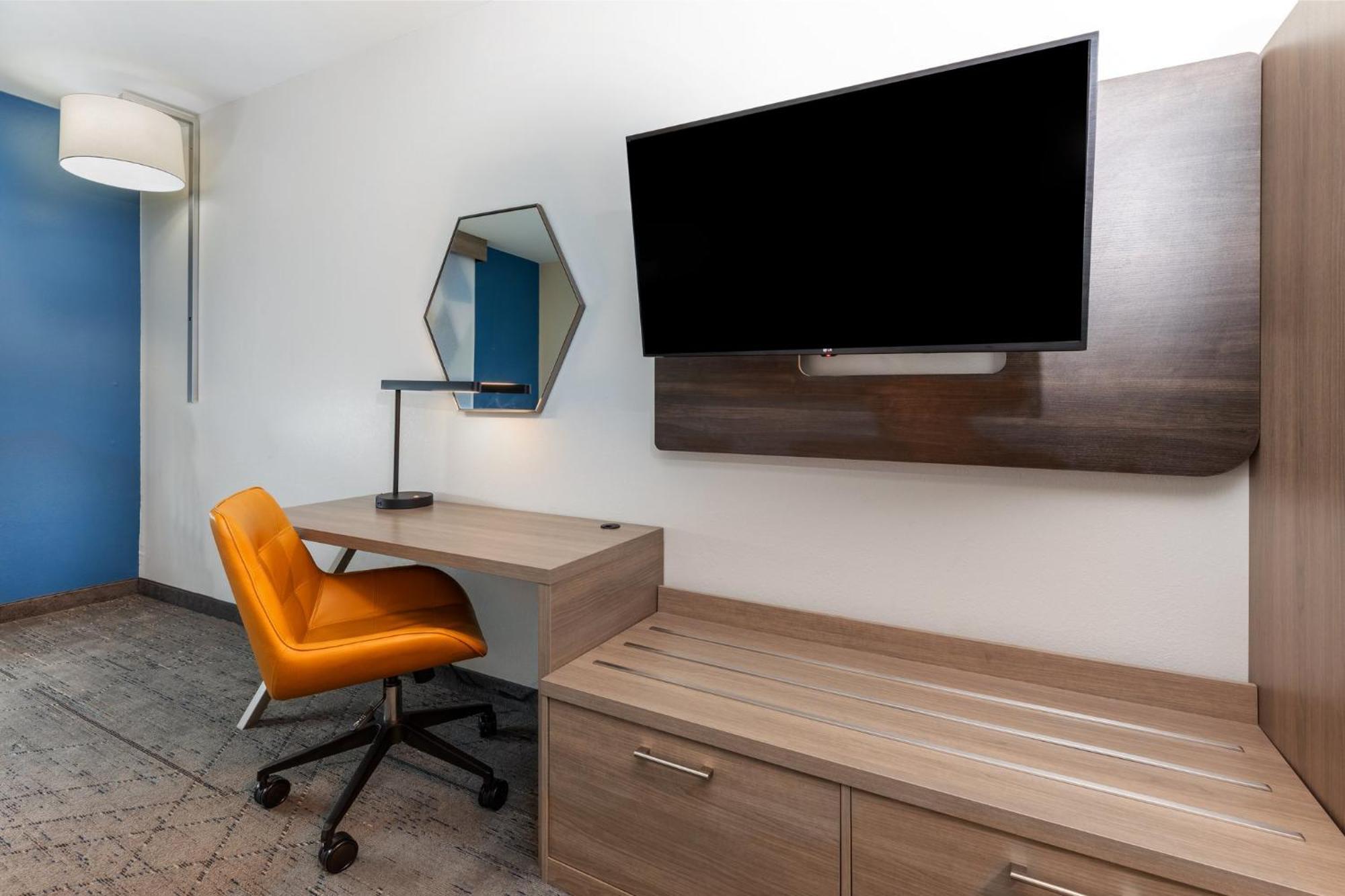 Holiday Inn Express Harvey-Marrero By Ihg Exterior photo